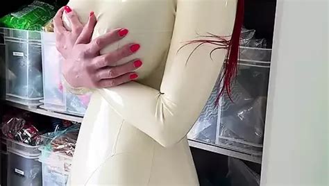 Ready For Horny Gas Mask Play Hotel Big Tits Porn Feat Miss Fetilicious XHamster