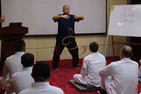 怎样练洗髓功？洗髓功什么时候练最合适？这里有的详细的介绍 易筋经研究院 河南易筋经研究院