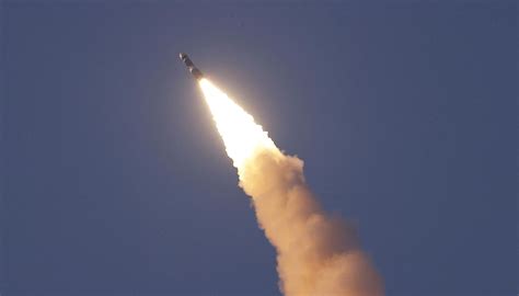 Cos Il Missile Balistico Intercontinentale Icbm Lanciato Dalla Russia