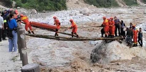 早报英女王伊丽莎白二世去世 泸定地震已致86人遇难新闻频道中华网