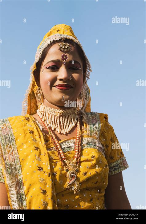 Beautiful Woman In Traditional Rajasthani Dress Jaipur Rajasthan