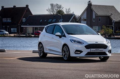 Ford Fiesta Ecoboost Hybrid Foto E Immagini Esclusive