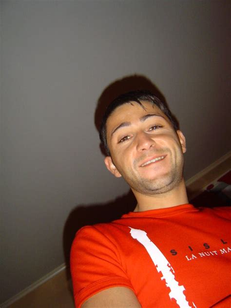 Amateur Hotwife L Porn Pic