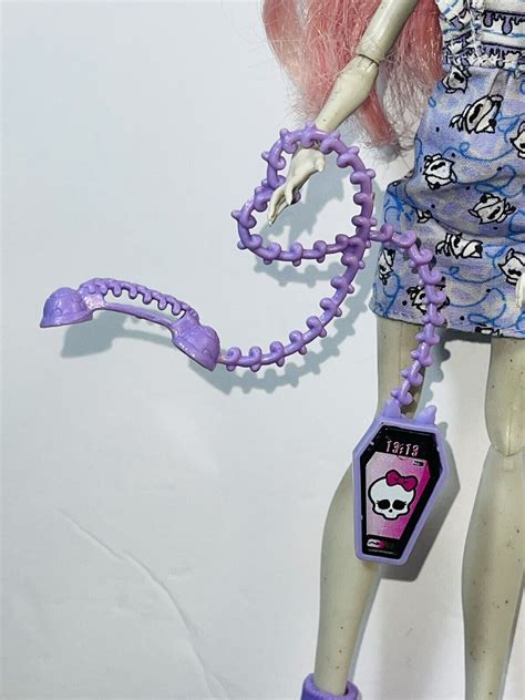 Rochelle Goyle Catrine DeMew Ghoul Chat Monster High Doll Mattel