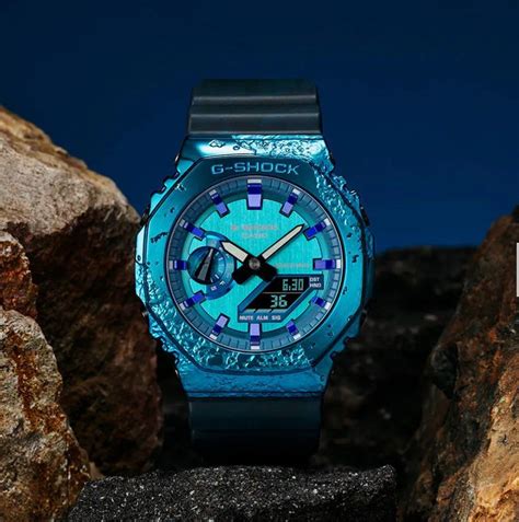 Gshock G Shock Unique CasiOak Casio Aurora Blue GM 2140GEM 2A 40th