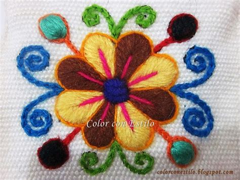 Hermoso Monedero Blanco Bordado A Mano Embroidered Purse En