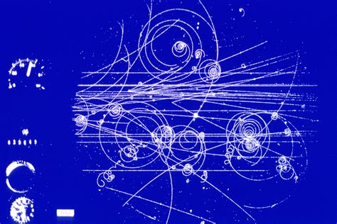 The Decay Of A Lambda Particle In The 32 Cm Hydrogen Bubble Chamber