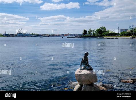 Denmark. Copenhagen. Little mermaid Stock Photo - Alamy