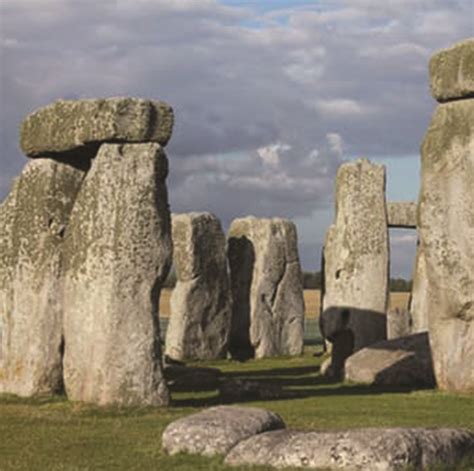 Stonehenge Weddings - Impressive Ceremonies