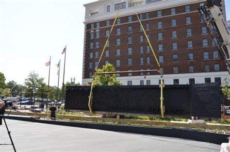 Holodomor Memorial presented in Washington | UNIAN