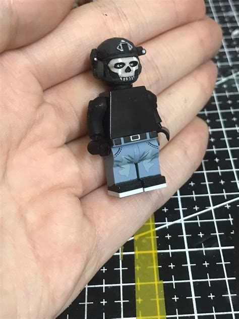 STL file COD ghost head for minifig scale 👻 ・3D printer model to ...