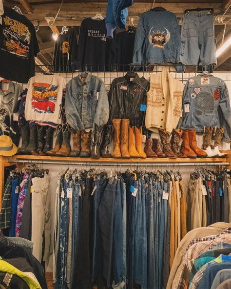 BEST VINTAGE & THRIFT STORES IN PORTLAND