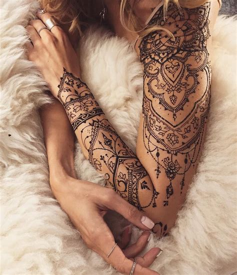 101 Sleeve Tattoo Ideen für Frauen - tolle Ideen als Inspiration und Vorlage