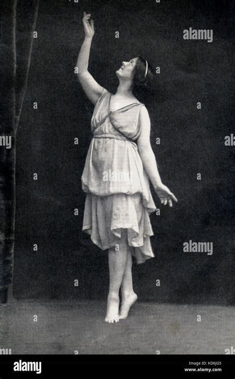 Isadora Duncan Bailando Bailarina Y Profesora Americana 1877 1927