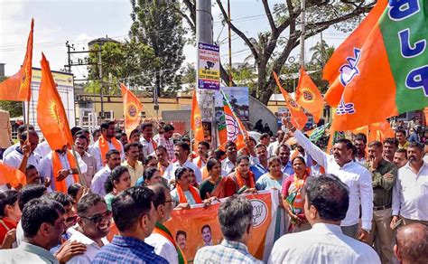 BJP JD S Karnataka Govt Clash Over Hanuman Flag Controversy