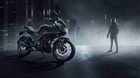 Pulsar 250 All Black With Dual Channel Abs Launched Iamabiker