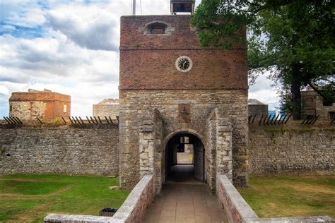 Upnor Castle | Get Tickets, Visitor Info | Castles History