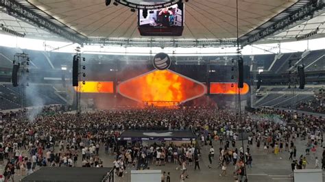 Le Shuuk Kunterbunt Live WoldClubDome 2022 YouTube