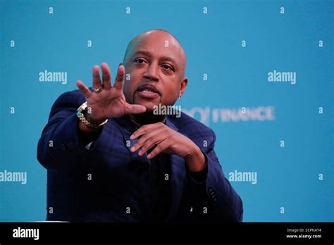 Daymond john fubu hi-res stock photography and images - Alamy