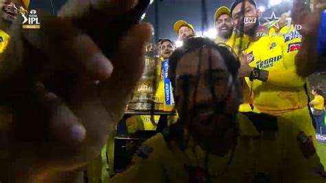 IPL 2023: MS Dhoni signs on camera as CSK clinch record-equalling fifth ...