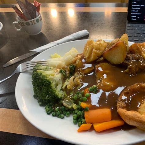 Cafe Royale Pontypridd Restaurant Reviews Photos And Phone Number