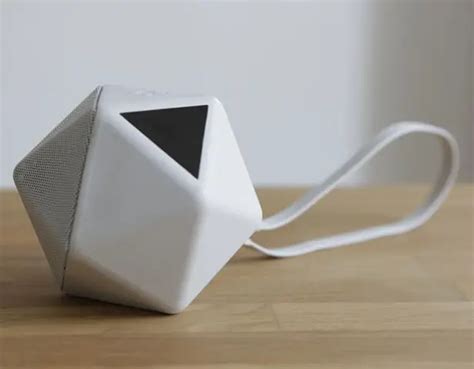 BOOM BOOM Wireless Portable Speaker Features Attractive Hexagonal Shape - Tuvie