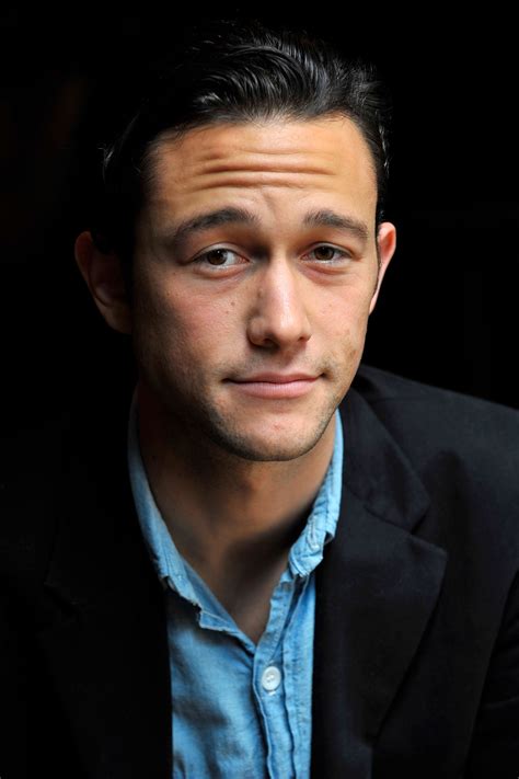 Saturday Night Live Joseph Gordon Levitt Photo 123106