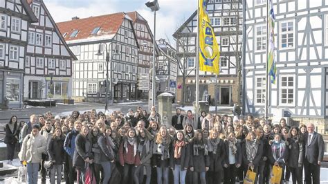 65 Jahre Schulpartnerschaft 44 Jugendliche Aus Avranches Zu Gast In