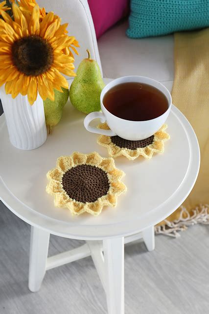 Ravelry Sunflower Coaster Pattern By Liam Marshall