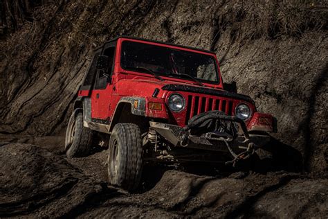 Get Dirty, Go Wild! Discovering the Must-Have Mud Tires for Extreme ...