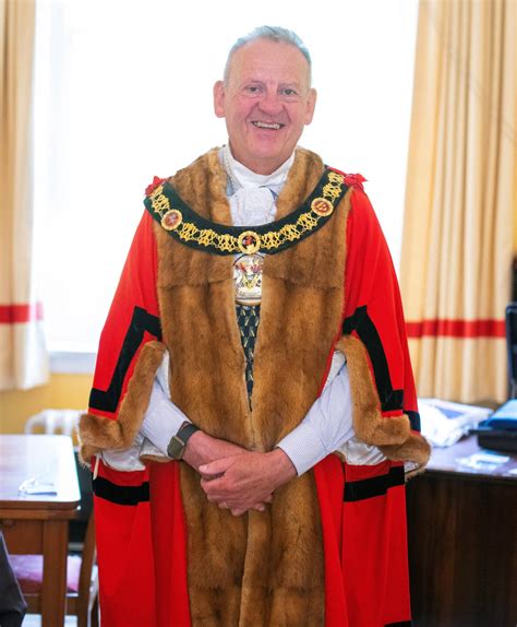 Borough Welcomes New Mayor As Cabinet Revealed