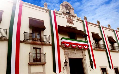 Plaza de Armas Querétaro Destinos en México Increibles