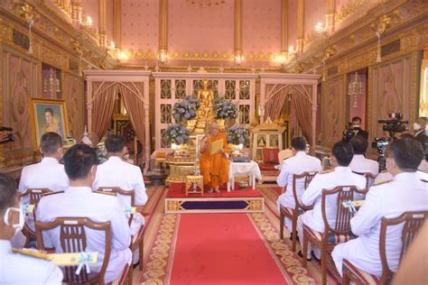 สมเด็จพระสังฆราชทรงเป็นประธานในพิธีมอบคัมภีร์เทศน์เฉลิมพระเกียรติ