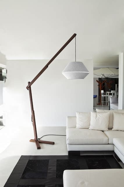 19 Outstanding Floor Lamps That Will Add Charm To Any Living Room