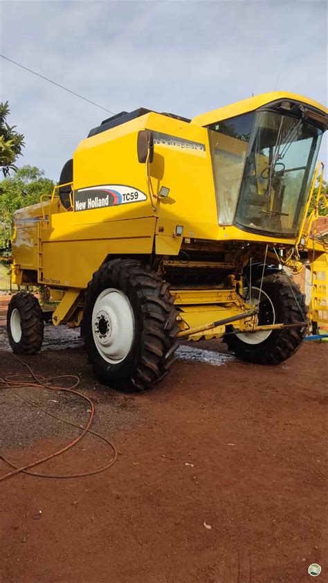 Colheitadeira New Holland Tc Usada Venda