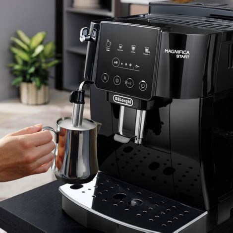 DeLonghi Magnifica Start ECAM220 21 B Bean To Cup Coffee Machine