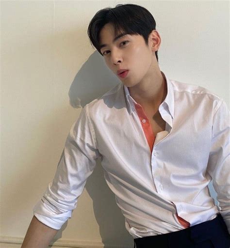 Cha Eun Woo Panosundaki Pin Nl Ler