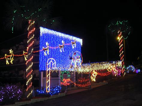 Mount Dora Marina Christmas Lights - Life in Lake