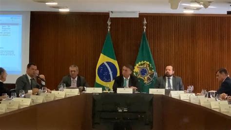 Em reunião Bolsonaro e ministros Torres pediu empenho em ações