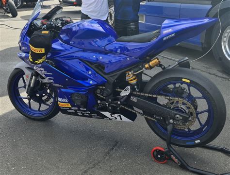 Nieuw Yamaha Yzf R Cup Racer Motovlan Be