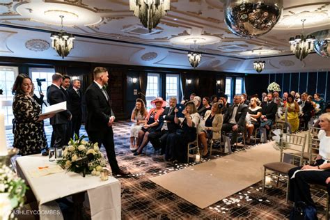 Cornhill Castle Wedding Photographer - Ashley Coombes Photography