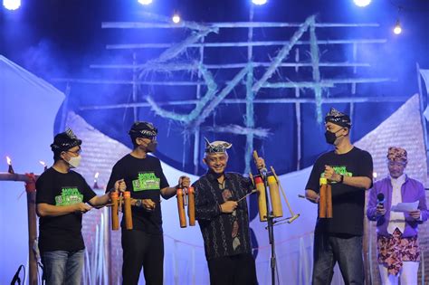 Oklik, dari Alat Ritual Menjadi Alat Kesenian - Damarinfo.com
