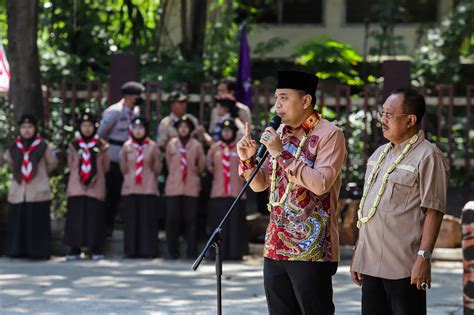 Wali Kota Eri Cahyadi Letakkan Batu Pertama Tandai Pembangunan Gedung