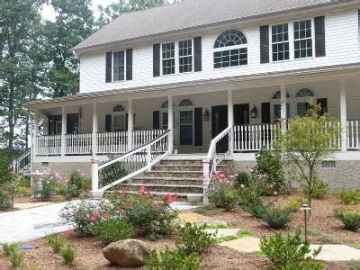 BED & BREAKFASTS | Saluda