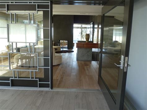 Pivot Doors – C.M.S.D.