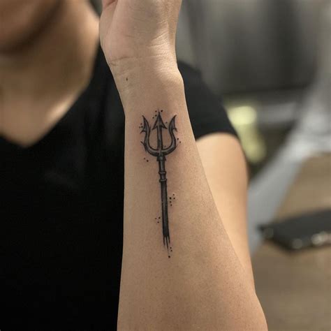 Trident Tattoo Meaning Unleashing The Symbolic Power