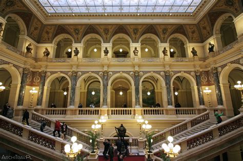 Muzeum Narodowe W Pradze Pozachwycajmy Się Wnętrzami Architravpl