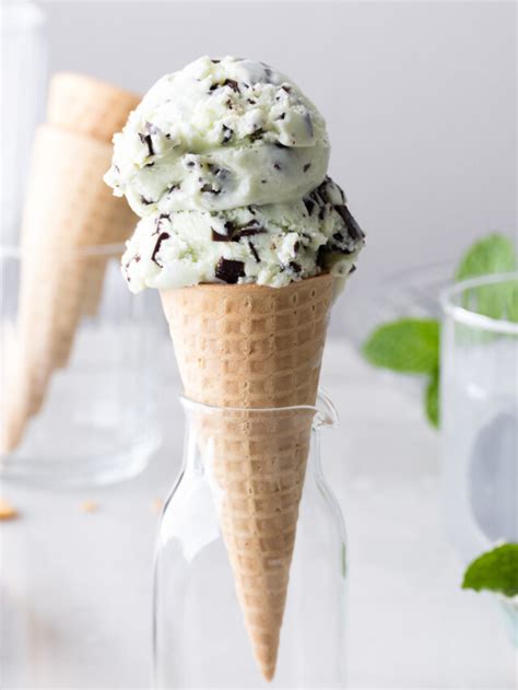 How To Make Mint Chocolate Chip Ice Cream With Spice