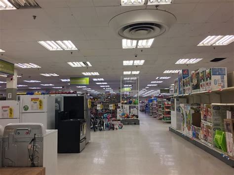 Big Kmart interior | Big Kmart #3471 (138,000 square feet) 2… | Flickr