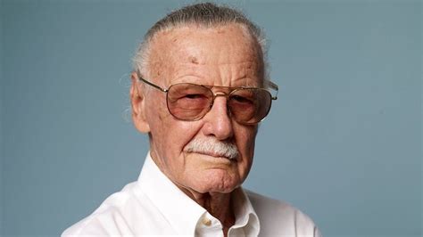 A los 95 años muere el escritor y productor Stan Lee FMDOS